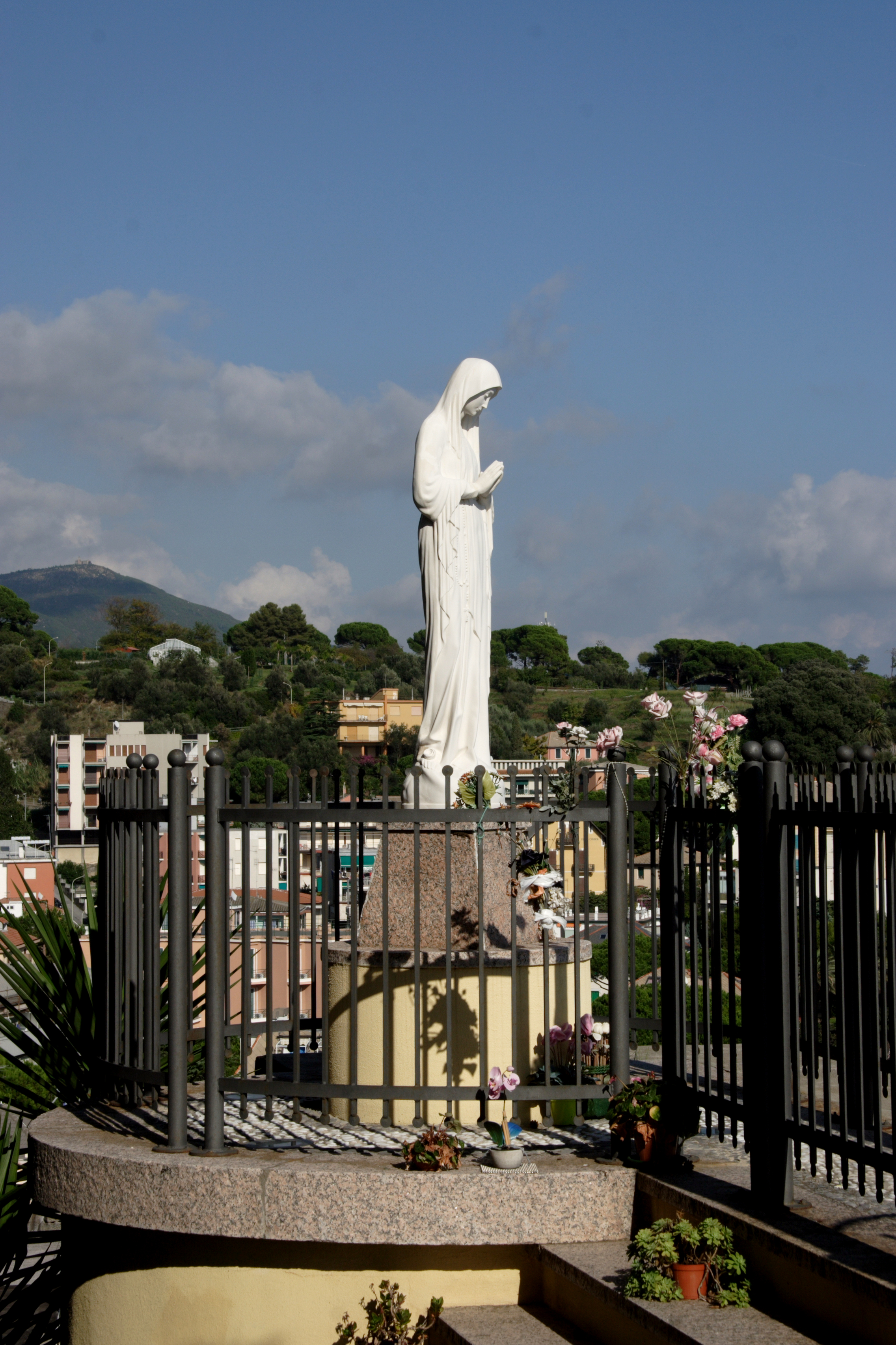 Statua della Madonna